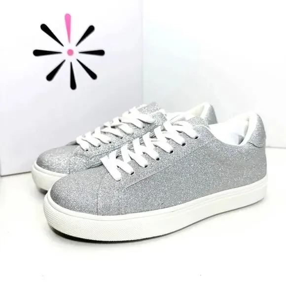 Isaac Mizrahi Glitter Sneakers Casual sz 5.5 Low-Top Lace-Up Womens Shoes Silver - Picture 1 of 10